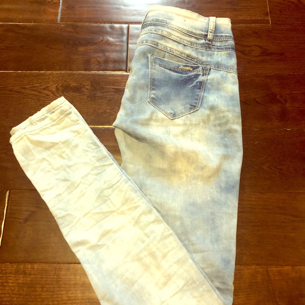 Lexxury Skinny Jeans